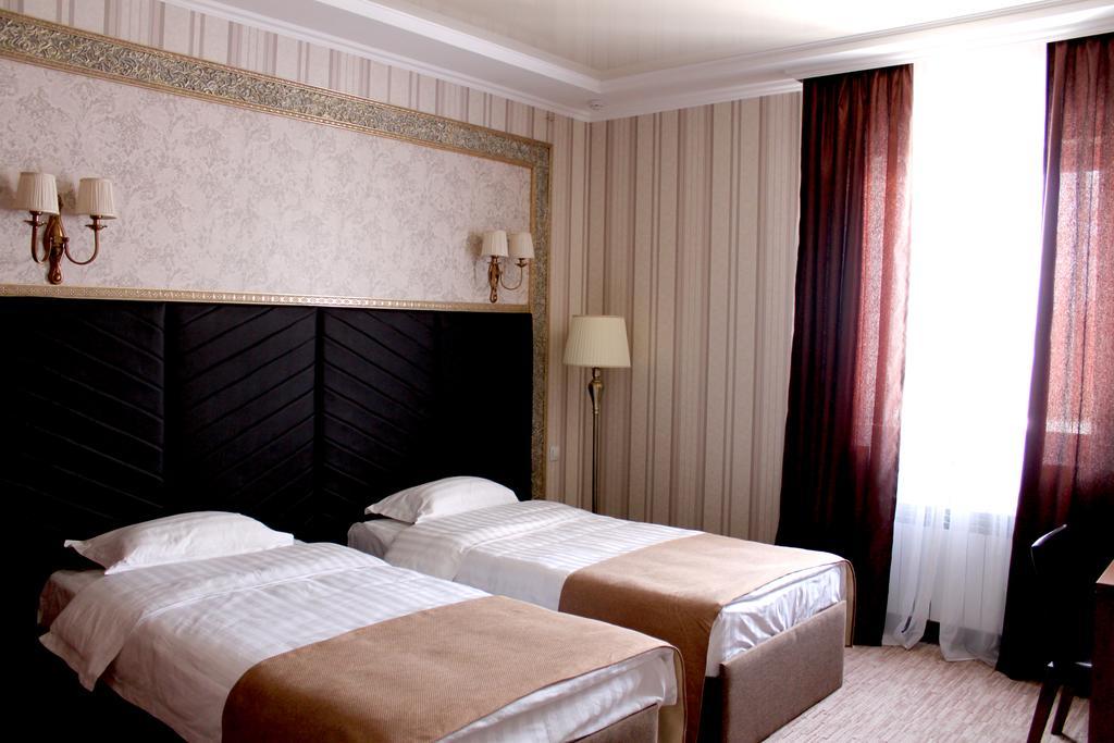 Astor Hotel & Spa Biškek Exteriér fotografie