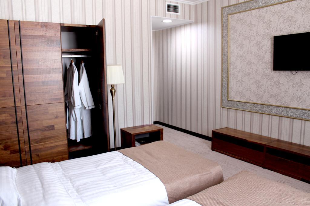 Astor Hotel & Spa Biškek Exteriér fotografie